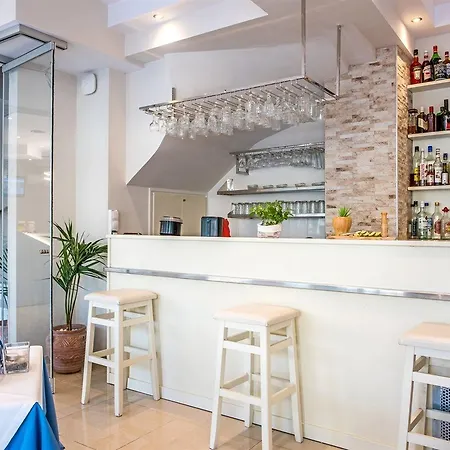 מלון Palotel Luxury