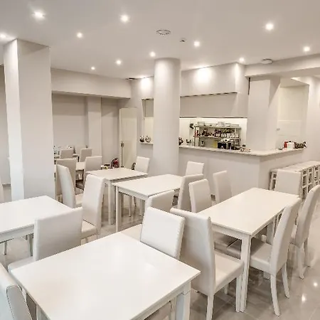 מלון Palotel Luxury גאוביה