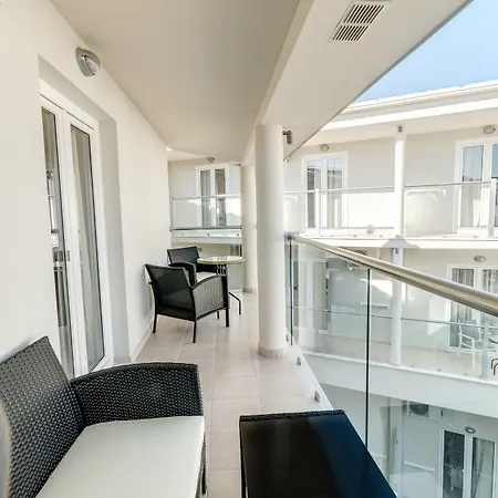 מלון Palotel Luxury גאוביה